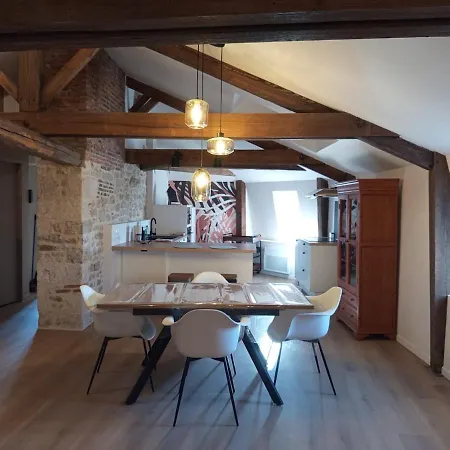 De Standing Rustique En Centre Bourg Appartement *